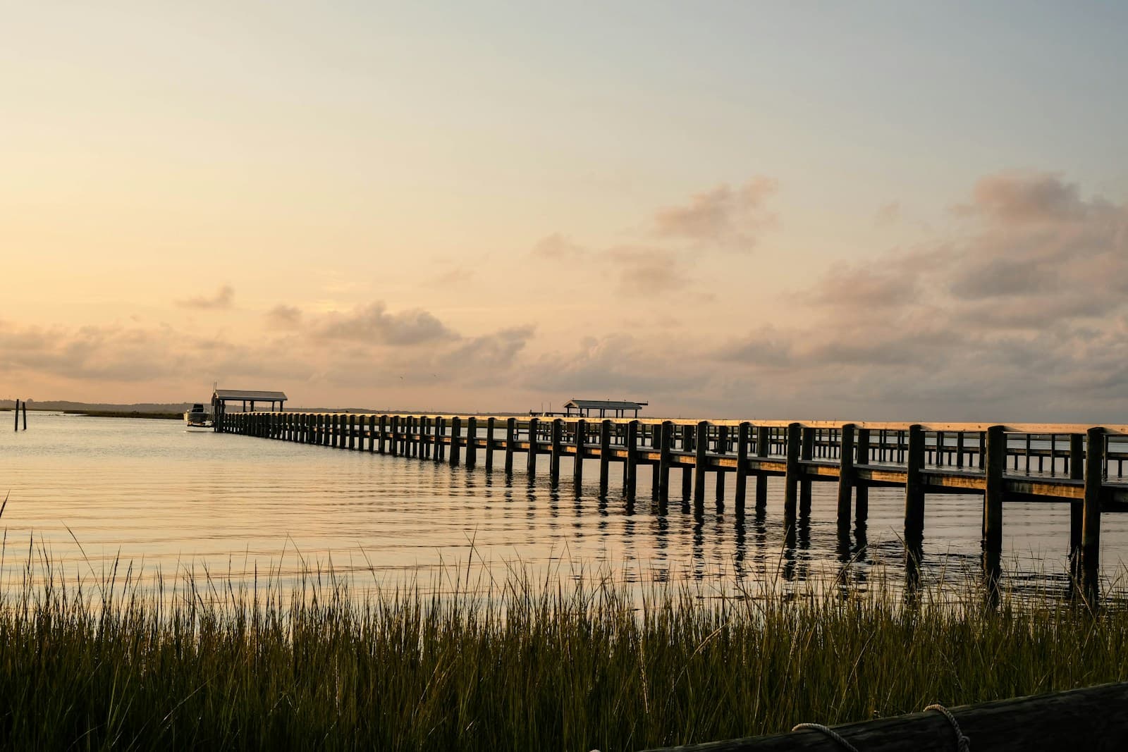 Chesapeake, Virginia cityscape and street view
