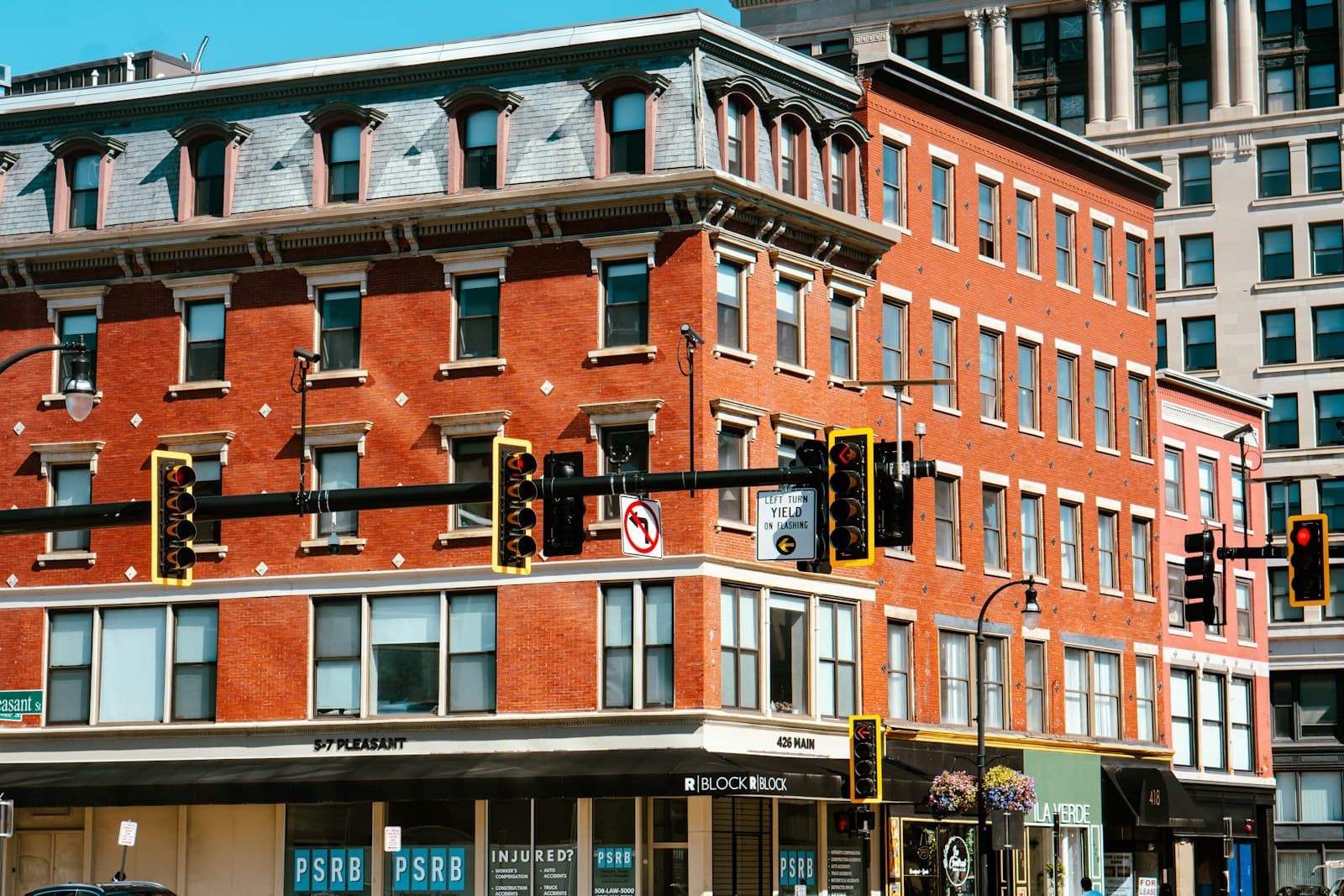 Worcester, Massachusetts cityscape and street view